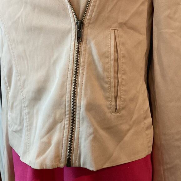 ANN Taylor soft pink twill asymmetrical zip front moto jacket top - Picture 4 of 7